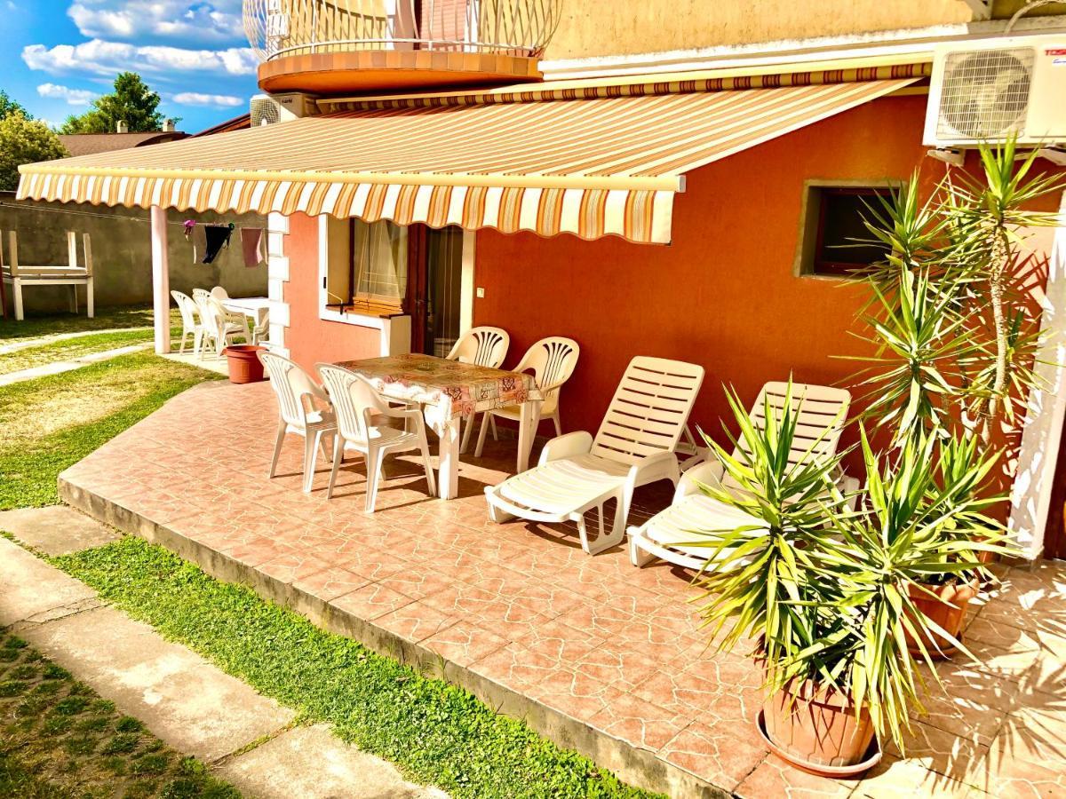 Unio Vendeghaz 1 Apartment Siofok Bagian luar foto