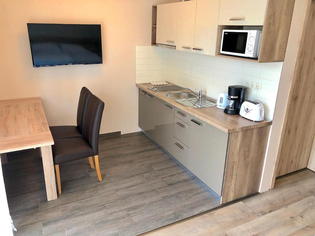 Unio Vendeghaz 1 Apartment Siofok Bagian luar foto