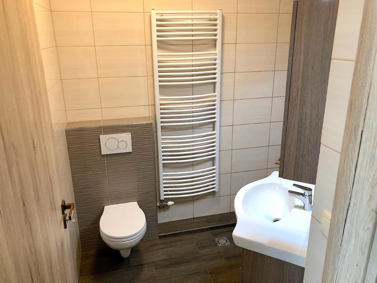 Unio Vendeghaz 1 Apartment Siofok Bagian luar foto